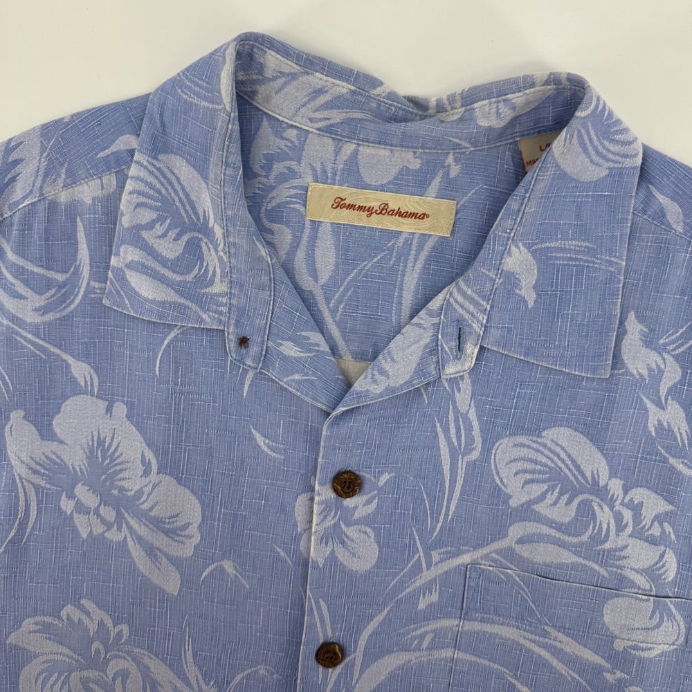 Tommy Bahama Button Down Shirt Mens L Blue 100% Silk Floral Jacquard Camp Collar